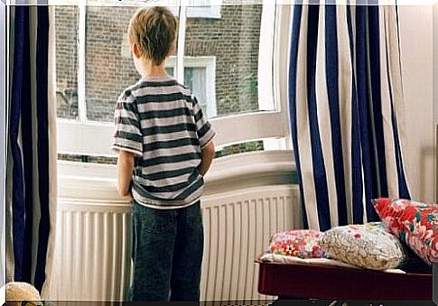 At what age can a child be left alone at home?