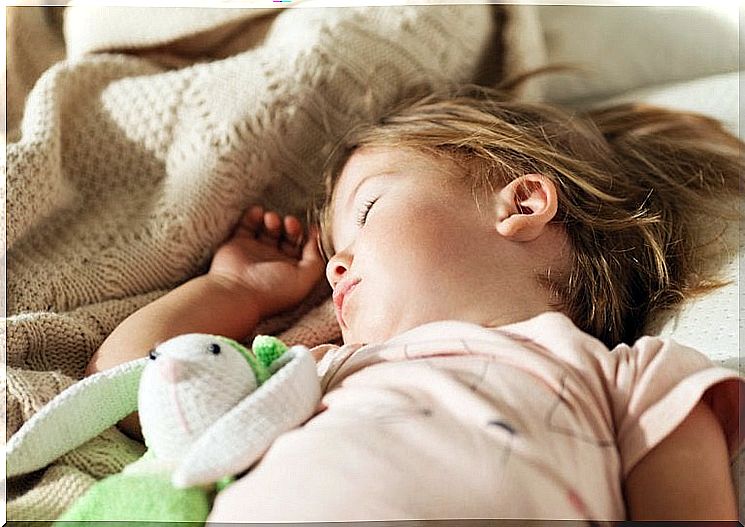 How to get a child to sleep alone?