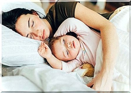 How to get a child to sleep alone?