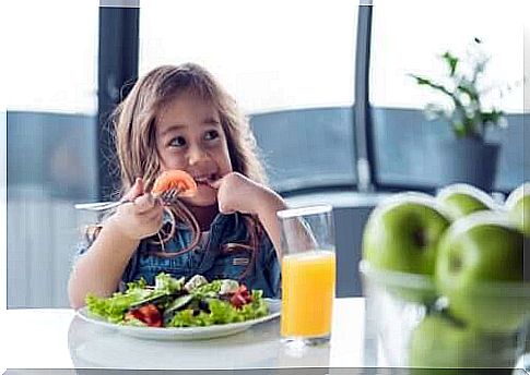 How to make a child eat healthily?