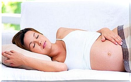 This will make you sleep better during pregnancy