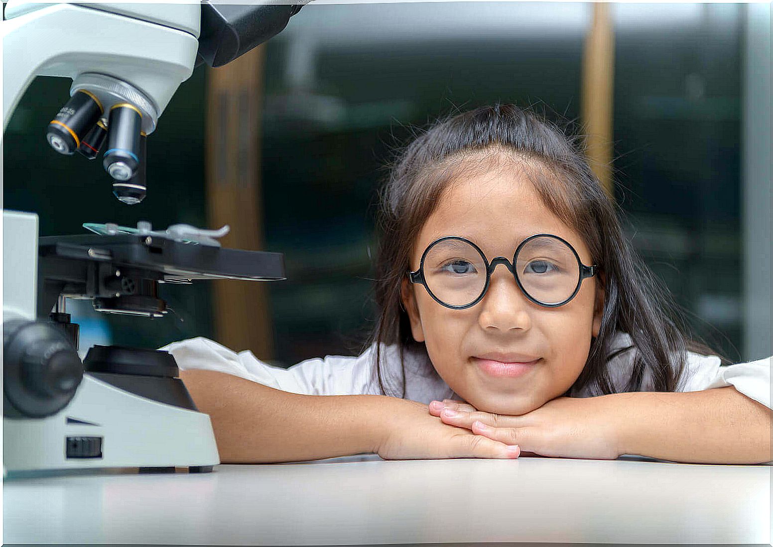 How to stimulate a child's scientific thinking?