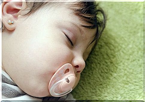 Tips for stopping using a baby pacifier