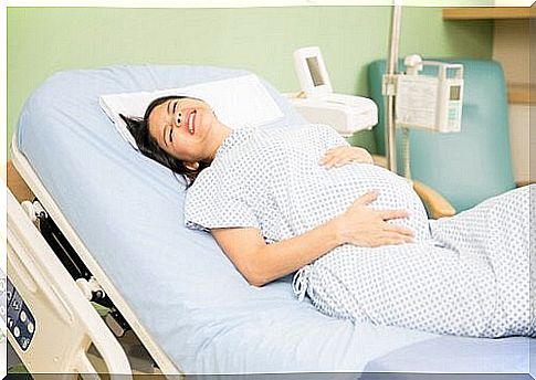 Some painkillers may cause vomiting during childbirth