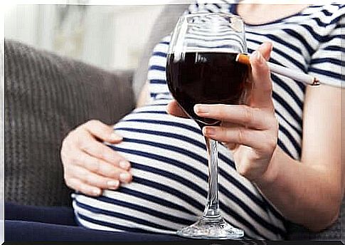 Fetal alcohol syndrome is caused by the mother's use of alcohol during pregnancy