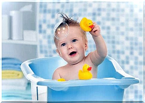 When can a child start bathing alone?